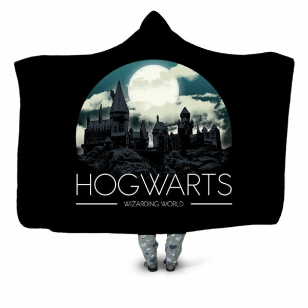 hogwarts Hooded Blanket - Hoodie Lab